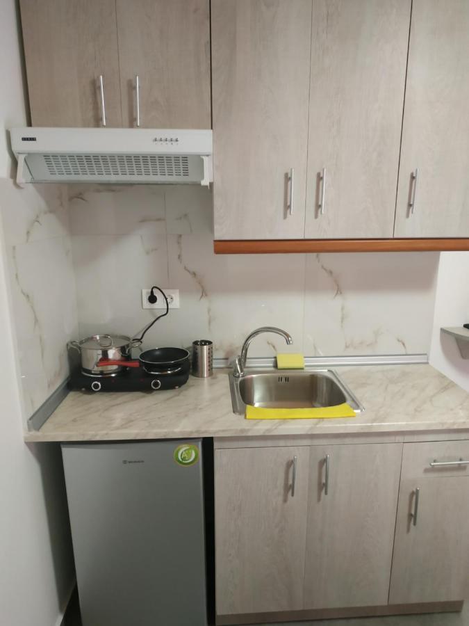 Agelikis' Apartments Nea Kallikrateia ภายนอก รูปภาพ